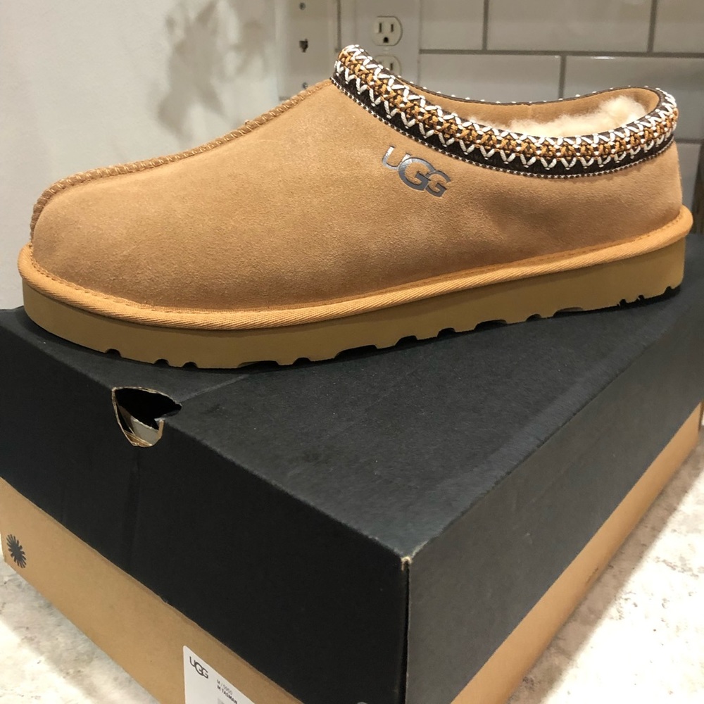 NEW Ugg Tasman Slippers